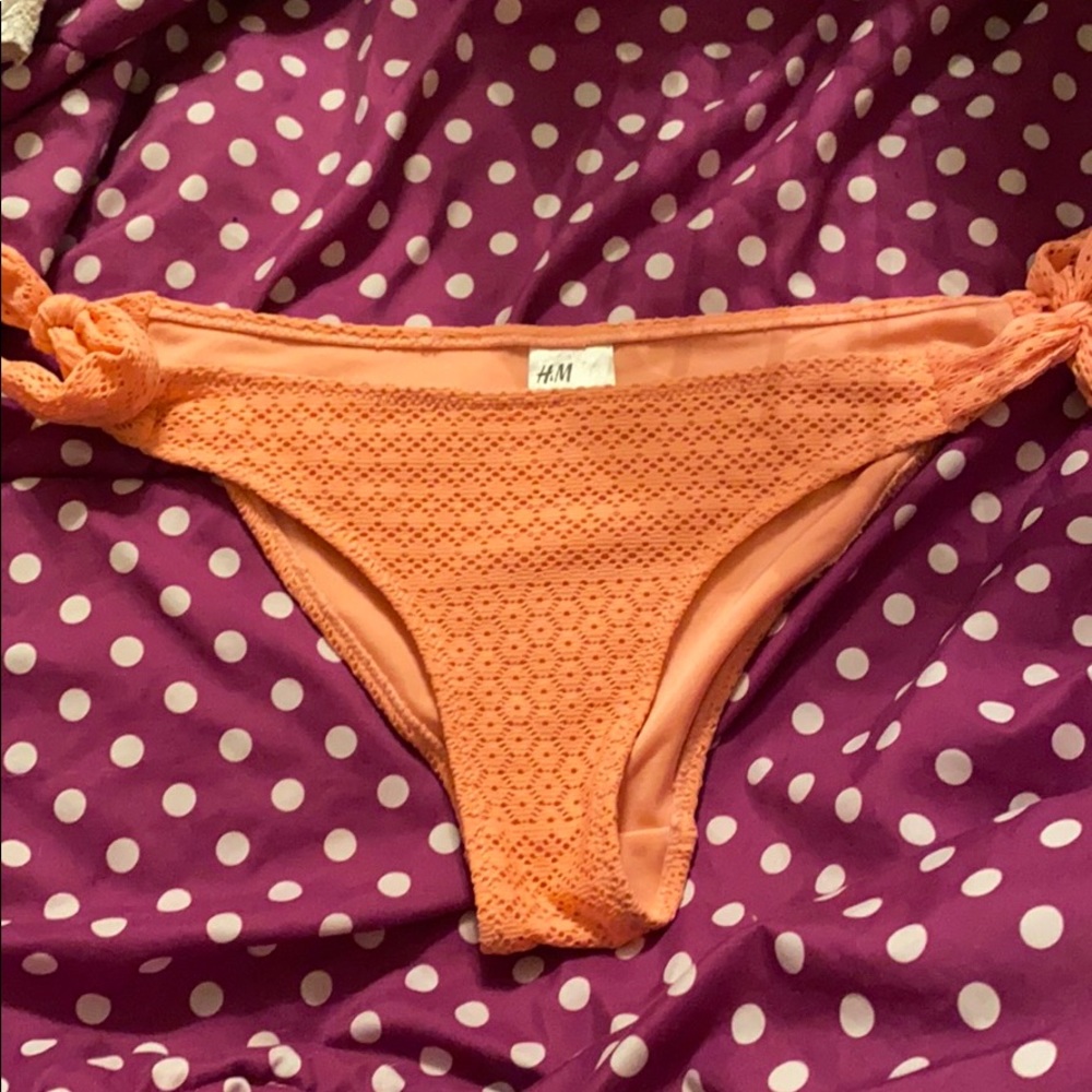 Bikini bottom